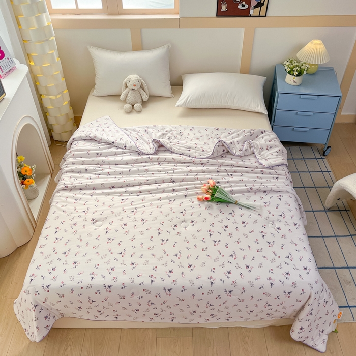 91家纺网 家纺一手货源 找家纺 龙图家纺 2025新款A类母婴针织棉夏被印花卡通凉感丝夏凉被空调被 长相思