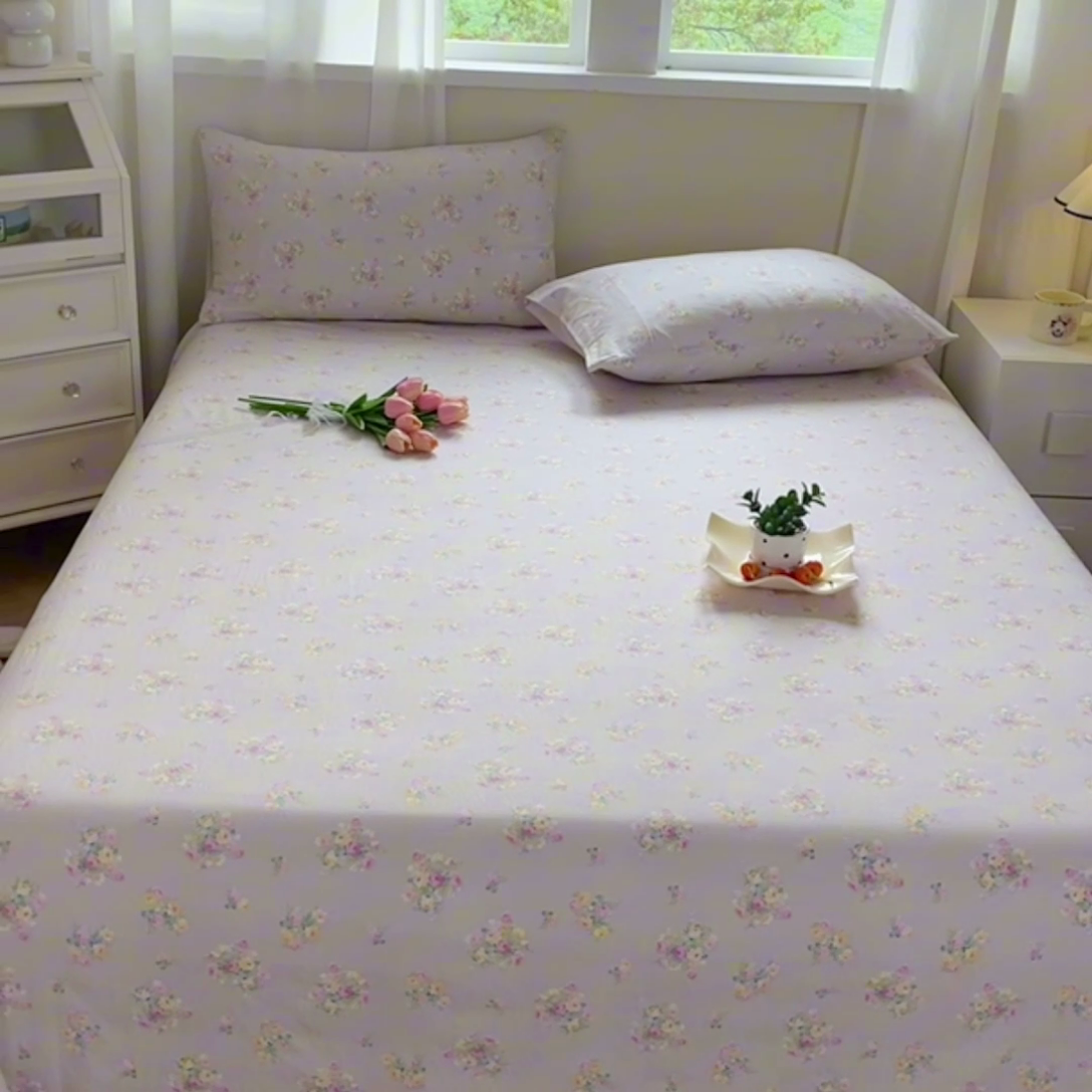 91家纺网 家纺一手货源 找家纺 优米家纺 2025新款ins小清新双层纱印花床单 铃兰兔兔