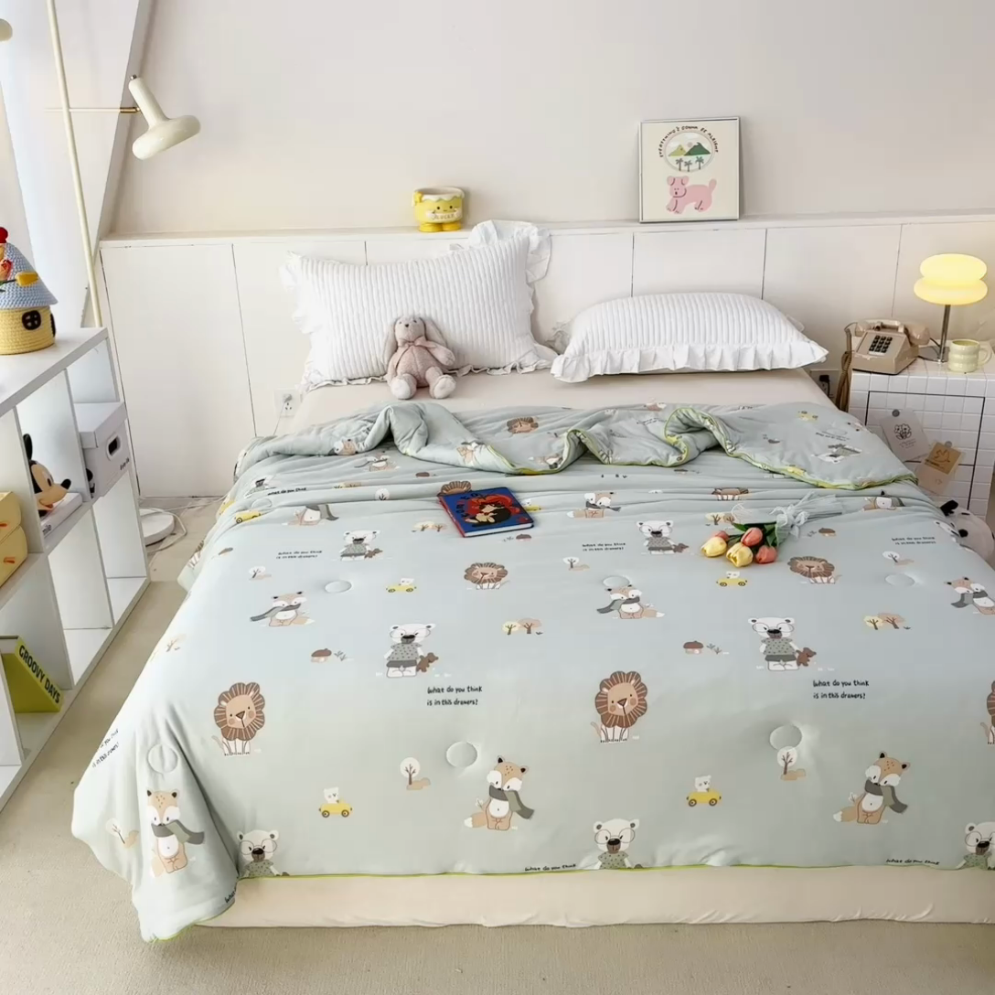 91家纺网 家纺一手货源 找家纺 龙图家纺 2025新款A类母婴针织棉夏被印花卡通凉感丝夏凉被空调被 动物王国