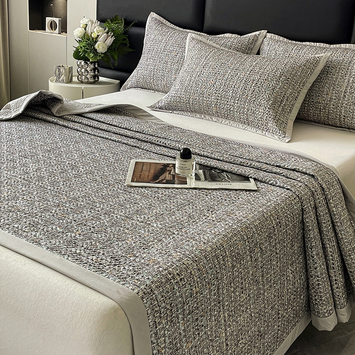 91家纺网 家纺一手货源 找家纺 大渔生活 2025新款磨毛夹棉床盖 御典灰