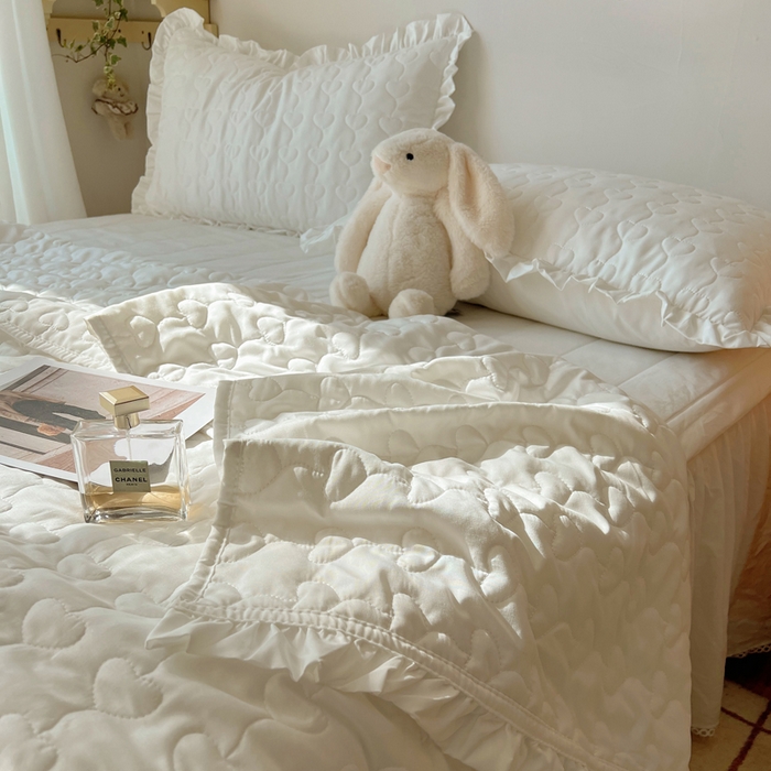 91家纺网 家纺一手货源 找家纺 （总）六巷胡同 2025新款韩系INS博主风小爱心绗缝夏被床盖