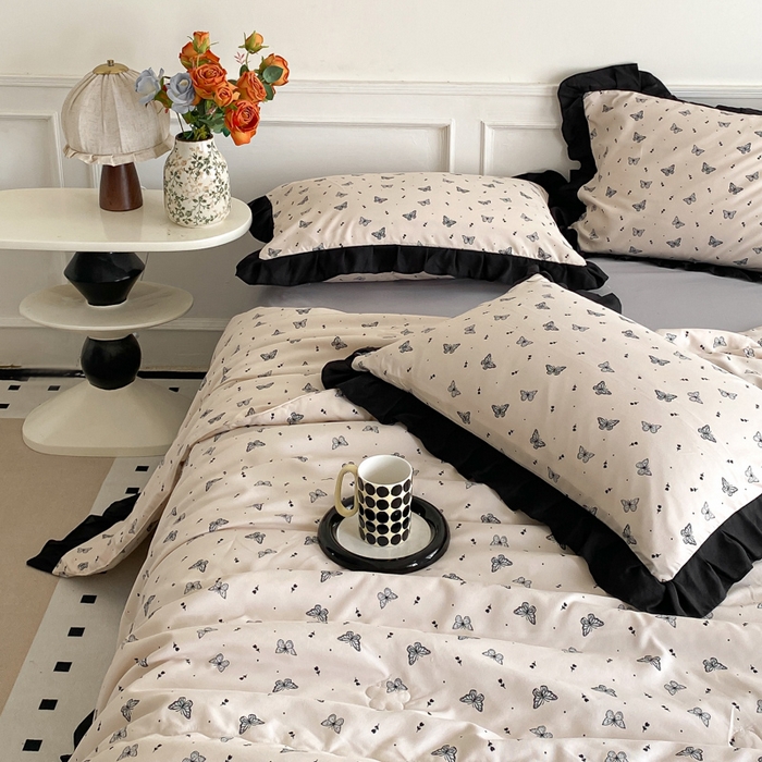91家纺网 家纺一手货源 找家纺 乐沐家纺 2025新款法式花边夏被四件套 夏被-蝶舞