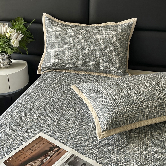 91家纺网 家纺一手货源 找家纺 大渔生活 2025新款磨毛夹棉床盖 子衿格