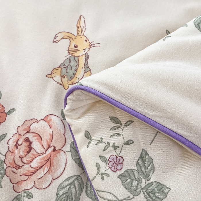 91家纺网 家纺一手货源 找家纺 龙图家纺 2025新款A类母婴针织棉夏被印花卡通凉感丝夏凉被空调被 蔷薇兔