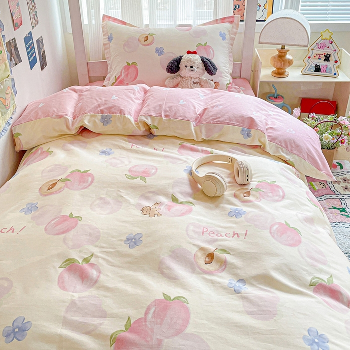 91家纺网 家纺一手货源 找家纺 卡普 2025新款爆款加厚卡通小清新全棉纯棉学生宿舍三件套床笠隔天可拿蜜桃松鼠