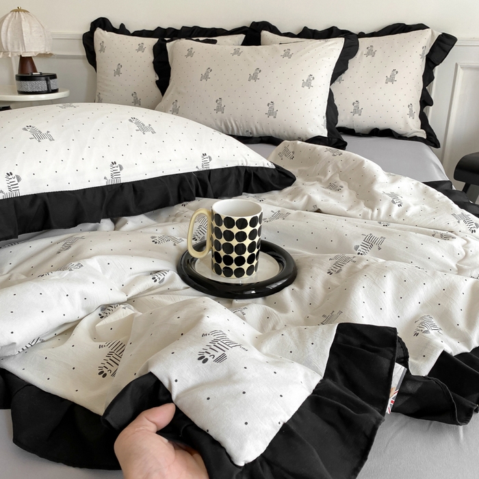 91家纺网 家纺一手货源 找家纺 乐沐家纺 2025新款法式花边夏被四件套 夏被-秘境