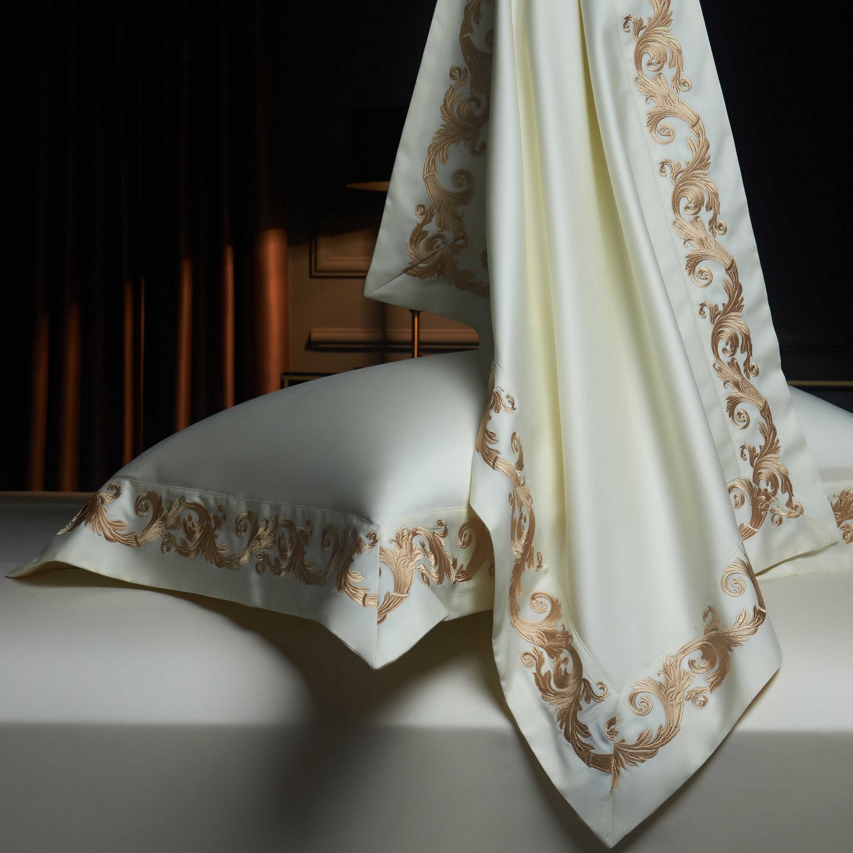 91家纺网 家纺一手货源 找家纺 缔缦 2025新款高端定织面料S140长绒棉精梳棉重磅刺绣四件套罗莎系列 贵族白