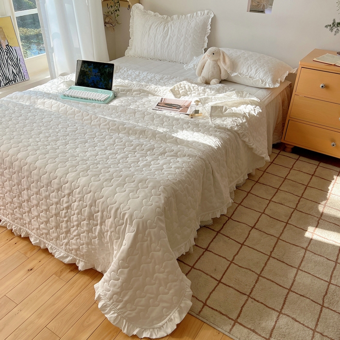 91家纺网 家纺一手货源 找家纺 （总）六巷胡同 2025新款韩系INS博主风小爱心绗缝夏被床盖