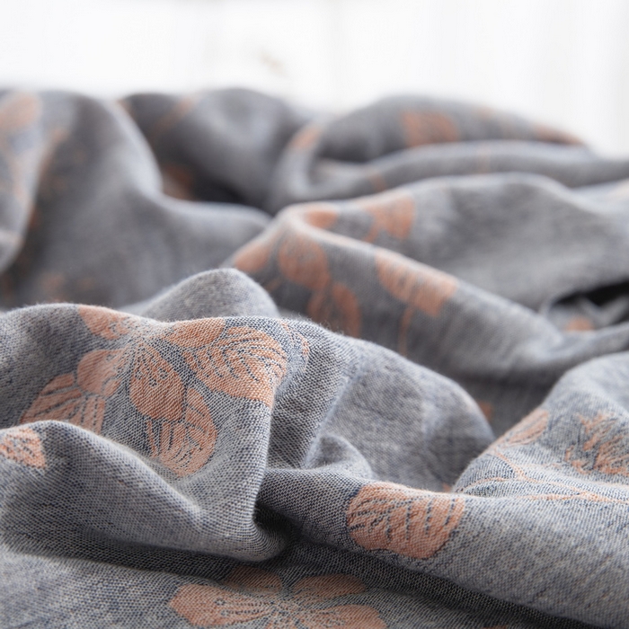 91家纺网 家纺一手货源 找家纺 鲁爱家纺供货 2025新款全棉色织双层纱纽扣四件套 春晖-粉灰