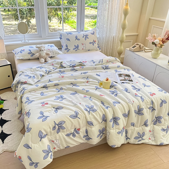 91家纺网 家纺一手货源 找家纺 友承家纺 2025新款A类母婴级大豆夏被夏凉被空调被 花园小兔