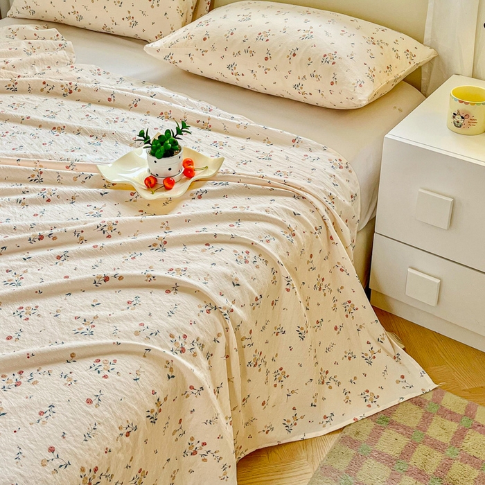 91家纺网 家纺一手货源 找家纺 优米家纺 2025新款ins小清新双层纱印花床单 雾里看花