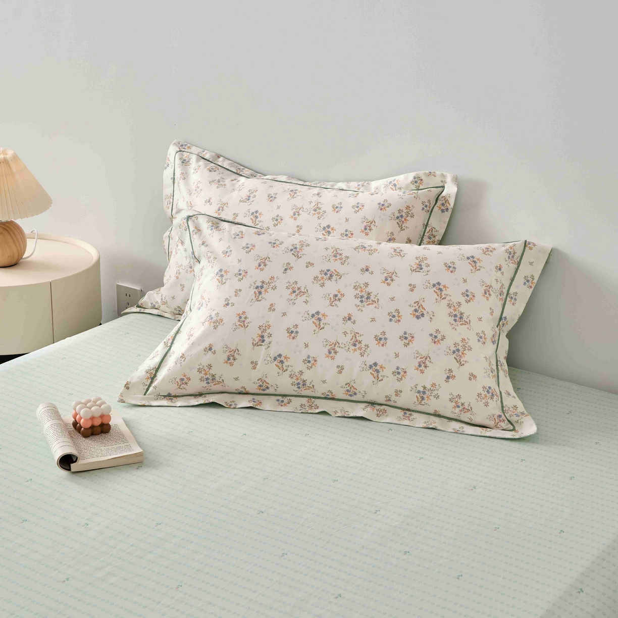 91家纺网 家纺一手货源 找家纺 丽卡家纺 2025新款100s高密新疆长绒棉纯棉四件套 蓝香清韵