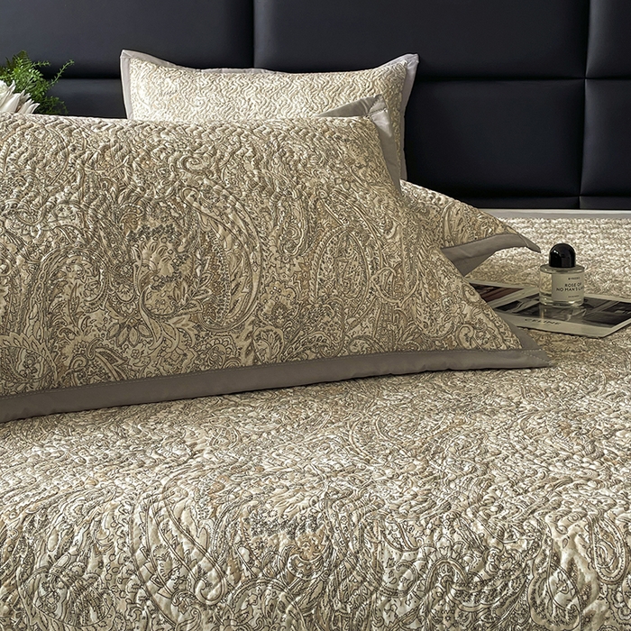 91家纺网 家纺一手货源 找家纺 大渔生活 2025新款磨毛夹棉床盖 流金岁月