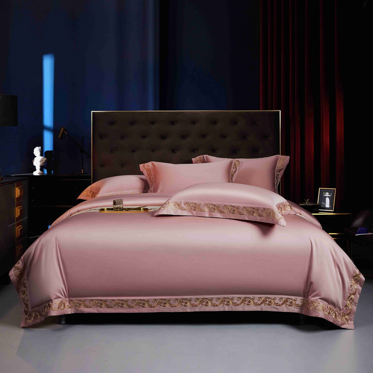 91家纺网 家纺一手货源 找家纺 缔缦 2025新款高端定织面料S140长绒棉精梳棉重磅刺绣四件套罗莎系列 罗莎 玉粉