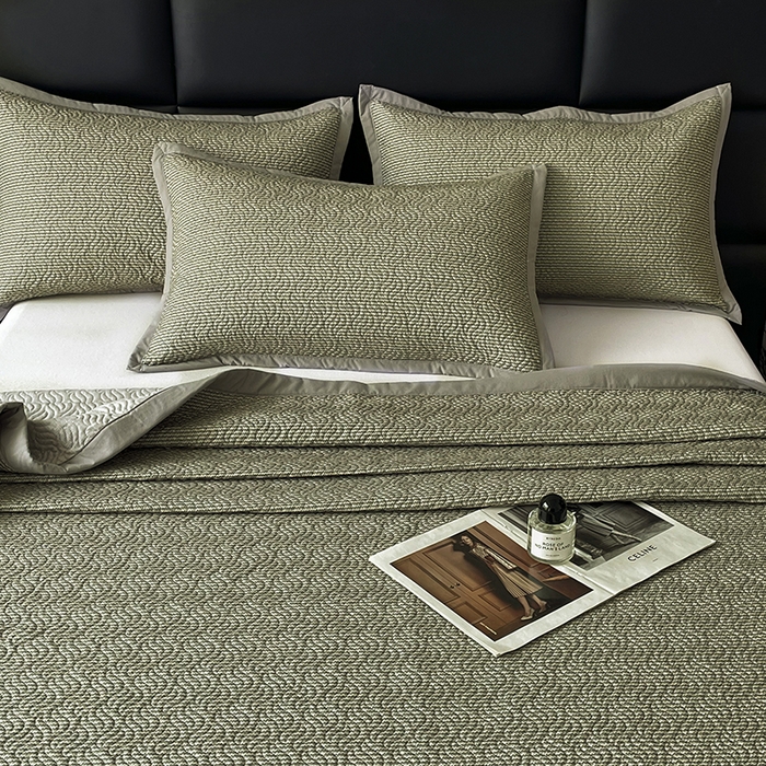 91家纺网 家纺一手货源 找家纺 大渔生活 2025新款磨毛夹棉床盖 青玉案