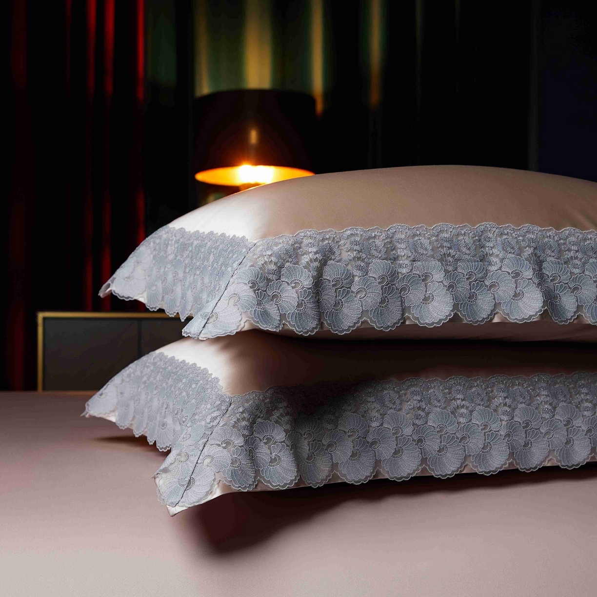 91家纺网 家纺一手货源 找家纺 缔缦 2025新款高端居家轻奢系列AB版真丝棉长绒棉四件套 繁星花语 粉金