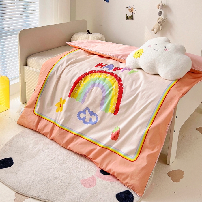 91家纺网 家纺一手货源 找家纺 梵赫 2025新款卡通全棉A类夹棉两用幼儿园儿童夏被被套 彩虹