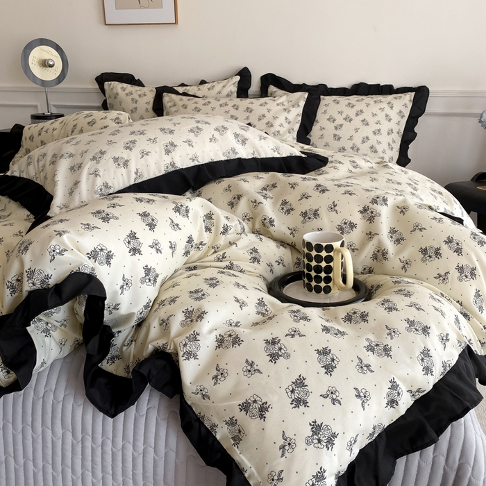 91家纺网 家纺一手货源 找家纺 （总）乐沐家纺 2025新款法式花边夹棉床盖四件套