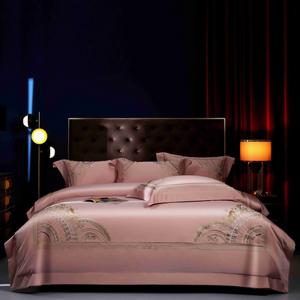 91家纺网 家纺一手货源 找家纺 2025新款高端定织面料S140长绒棉精梳棉重磅刺绣四件套巴赫系列 巴赫 玉粉