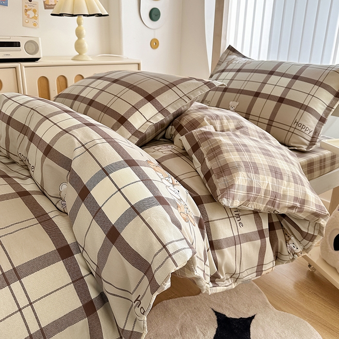 91家纺网 家纺一手货源 找家纺 卡普 2025新款爆款加厚卡通小清新全棉纯棉学生宿舍三件套床笠隔天可拿休闲小熊