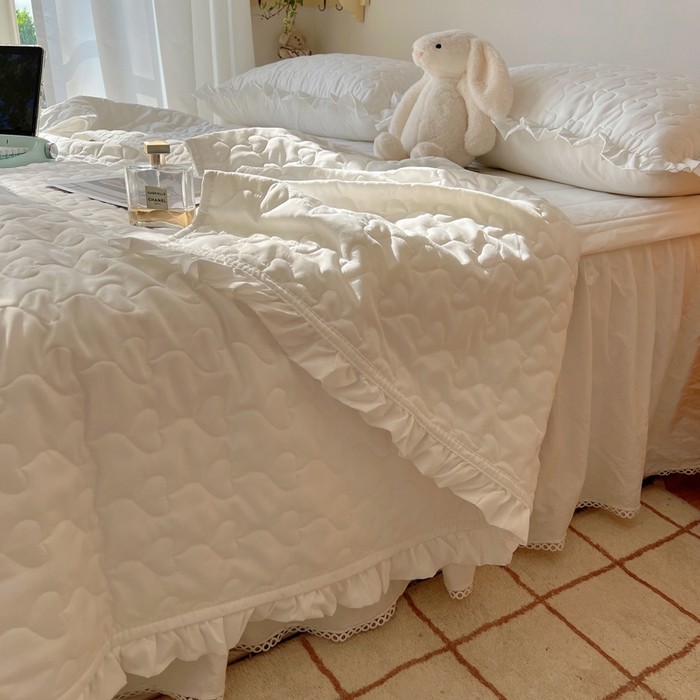 91家纺网 家纺一手货源 找家纺 （总）六巷胡同 2025新款韩系INS博主风小爱心绗缝夏被床盖