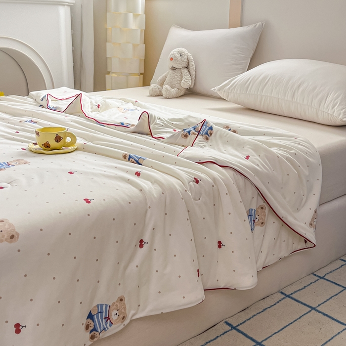 91家纺网 家纺一手货源 找家纺 龙图家纺 2025新款A类母婴针织棉夏被印花卡通凉感丝夏凉被空调被 宝贝熊