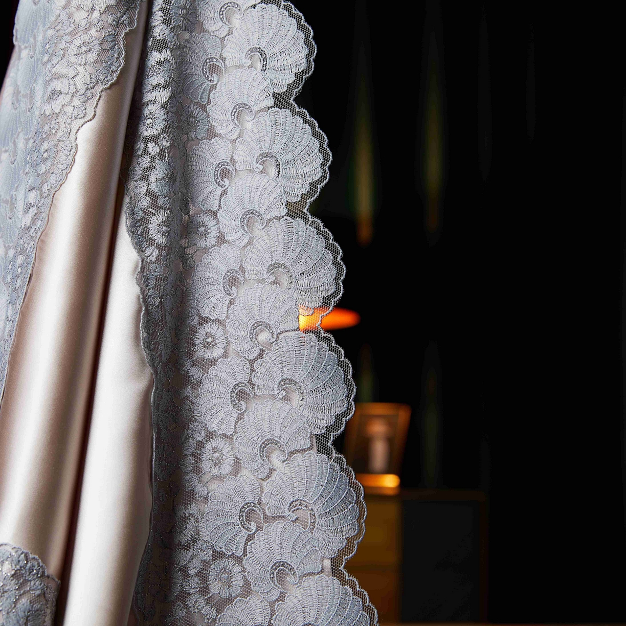 91家纺网 家纺一手货源 找家纺 缔缦 2025新款高端居家轻奢系列AB版真丝棉长绒棉四件套 繁星花语 粉金