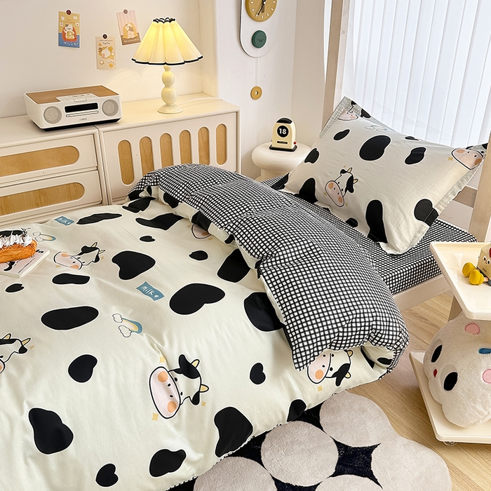 91家纺网 家纺一手货源 找家纺 卡普 2025新款爆款加厚卡通小清新全棉纯棉学生宿舍三件套床笠隔天可拿奶牛宝贝