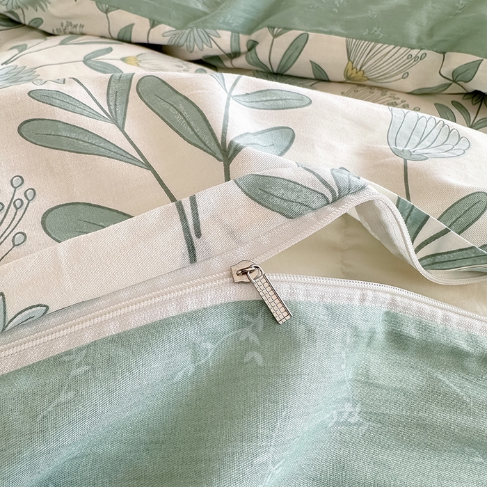 91家纺网 家纺一手货源 找家纺 卡普 2025新款爆款加厚卡通小清新全棉纯棉学生宿舍三件套床笠隔天可拿蓝风铃