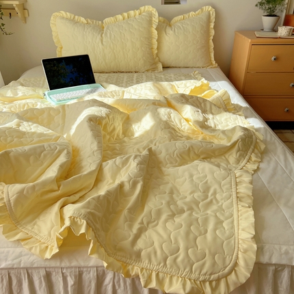 91家纺网 家纺一手货源 找家纺 （总）六巷胡同 2025新款韩系INS博主风小爱心绗缝夏被床盖