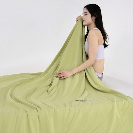 亿莱鑫 2025新款A类雪山丝凉感丝夏凉被夏凉被 空调被 被子夏被 抹茶绿