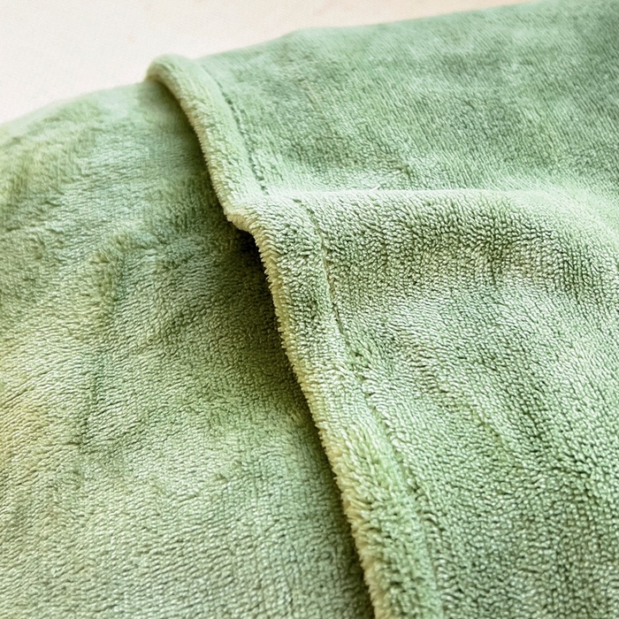 91家纺网 家纺一手货源 找家纺 梵赫 2025新款A类牛奶绒毛巾绣儿童幼儿园三件套多件套 滑板长颈鹿