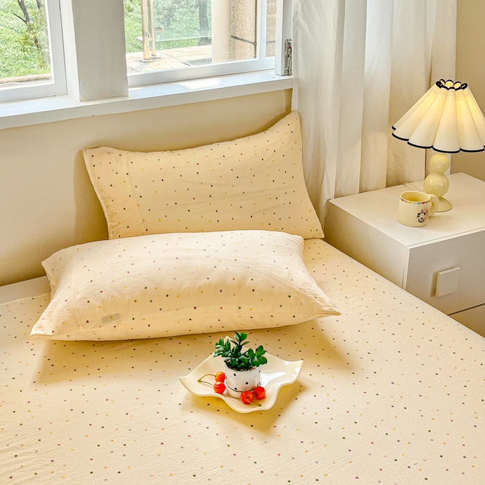 91家纺网 家纺一手货源 找家纺 优米家纺 2025新款ins小清新双层纱印花床单 五彩点点