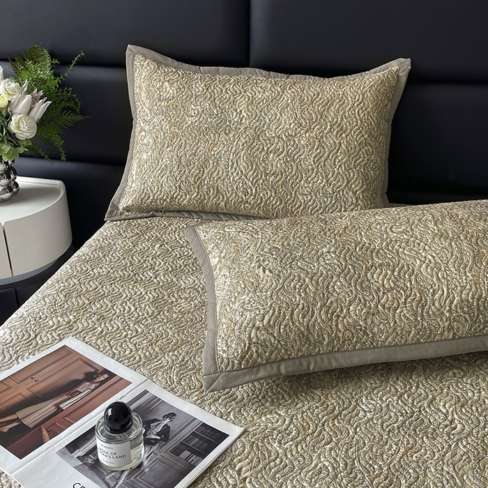 91家纺网 家纺一手货源 找家纺 大渔生活 2025新款磨毛夹棉床盖 流金岁月