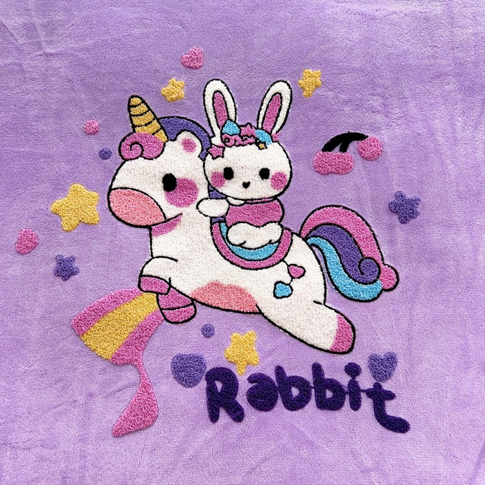 91家纺网 家纺一手货源 找家纺 梵赫 2025新款牛奶绒毛巾绣儿童幼儿园被套被芯组合 骑士兔兔