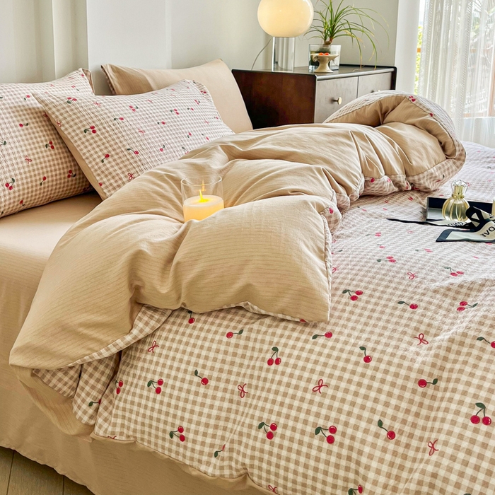 91家纺网 家纺一手货源 找家纺 优米家纺 2025新款色织双层纱木棉四件套 樱桃棕小格