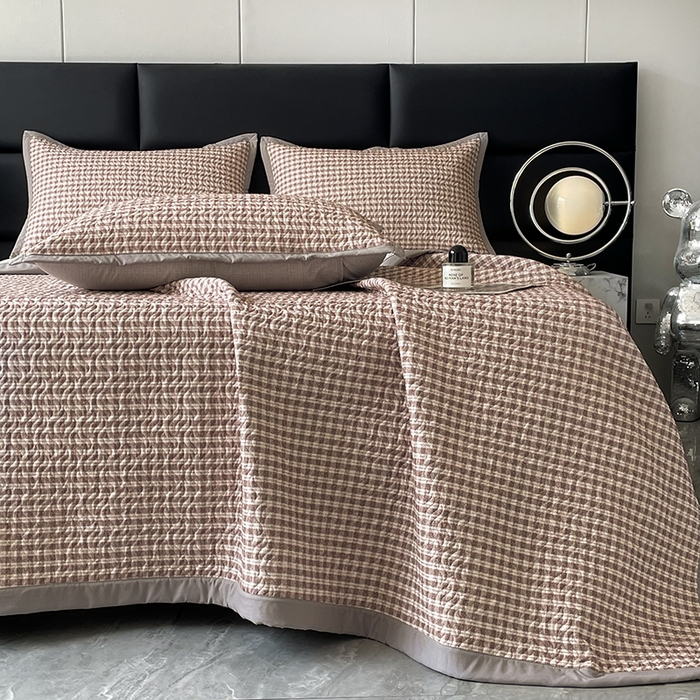 91家纺网 家纺一手货源 找家纺 大渔生活 2025新款磨毛夹棉床盖 小香格