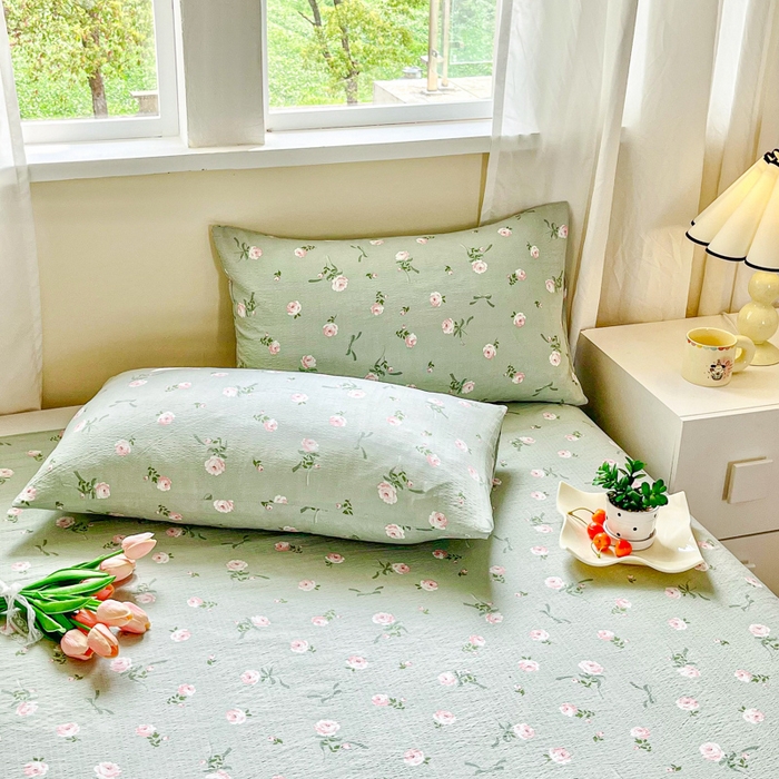 91家纺网 家纺一手货源 找家纺 优米家纺 2025新款ins小清新双层纱印花床单 午后蔷薇