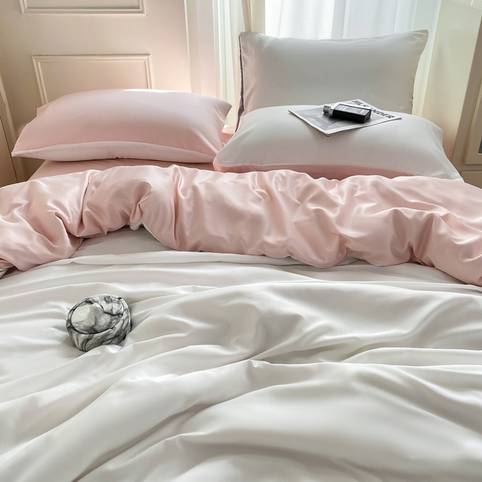 91家纺网 家纺一手货源 找家纺 乐沐家纺 2024新款夏季水洗冰丝四件套水洗真丝纯色双拼单被套-风格二 奶油粉白