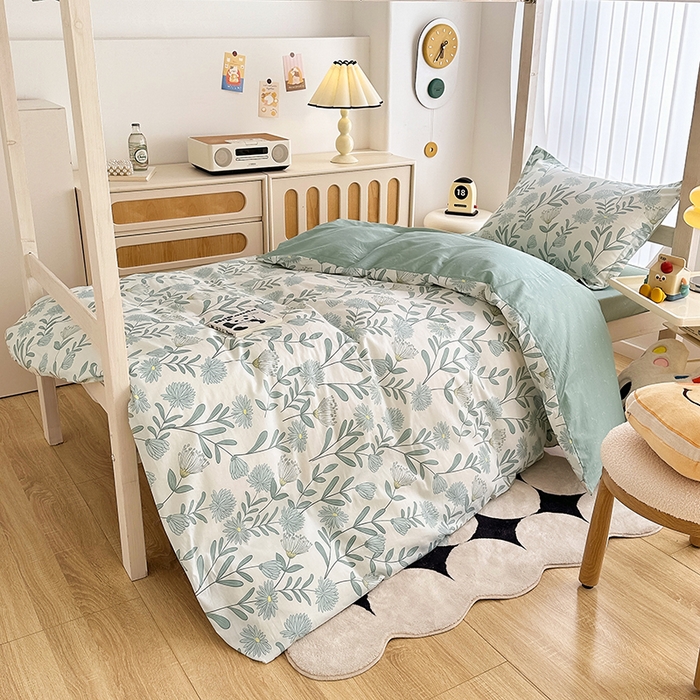 91家纺网 家纺一手货源 找家纺 卡普二店 2024新款爆款加厚卡通小清新全棉纯棉学生宿舍三件套床笠隔天可拿 蓝风铃