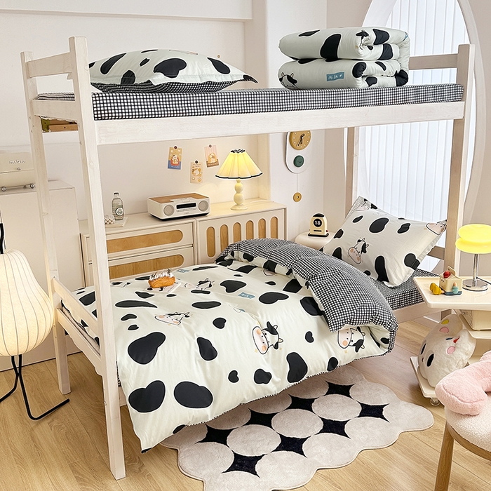 91家纺网 家纺一手货源 找家纺 卡普 2025新款爆款加厚卡通小清新全棉纯棉学生宿舍三件套床笠隔天可拿奶牛宝贝