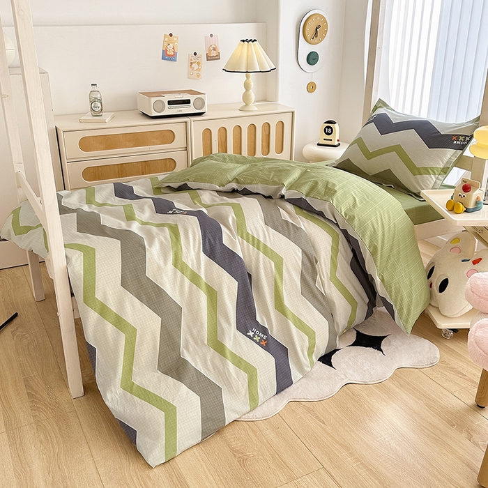 91家纺网 家纺一手货源 找家纺 卡普 2025新款爆款加厚卡通小清新全棉纯棉学生宿舍三件套床笠隔天可拿欧利