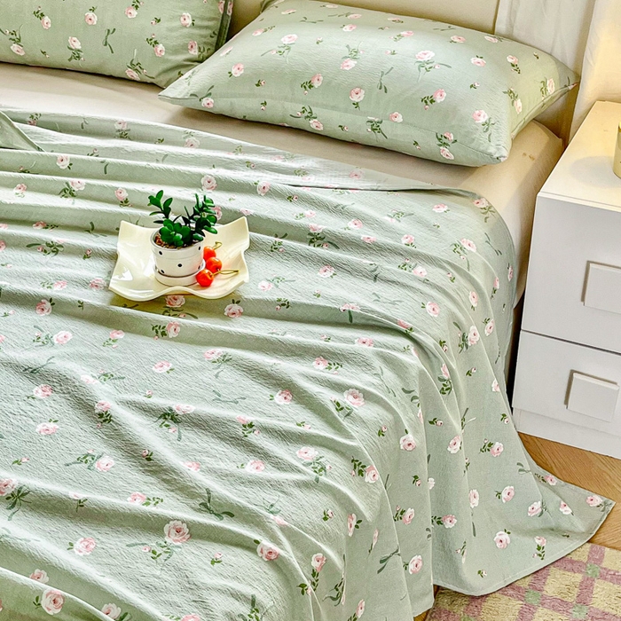 91家纺网 家纺一手货源 找家纺 优米家纺 2025新款ins小清新双层纱印花床单 午后蔷薇