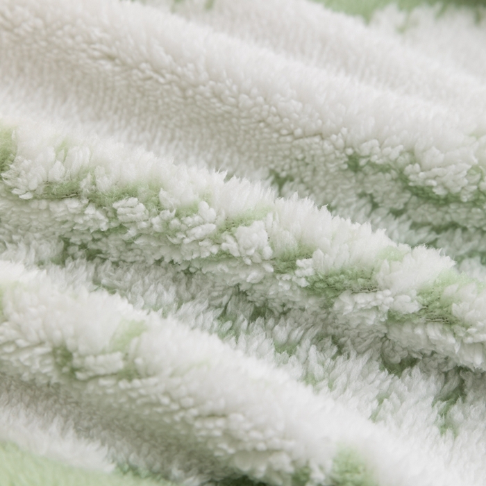 91家纺网 家纺一手货源 找家纺 潮邦 2025新款阳离子柔云毯毛毯-素影雅韵系列【可供跨境电商可压缩】 绿蔓