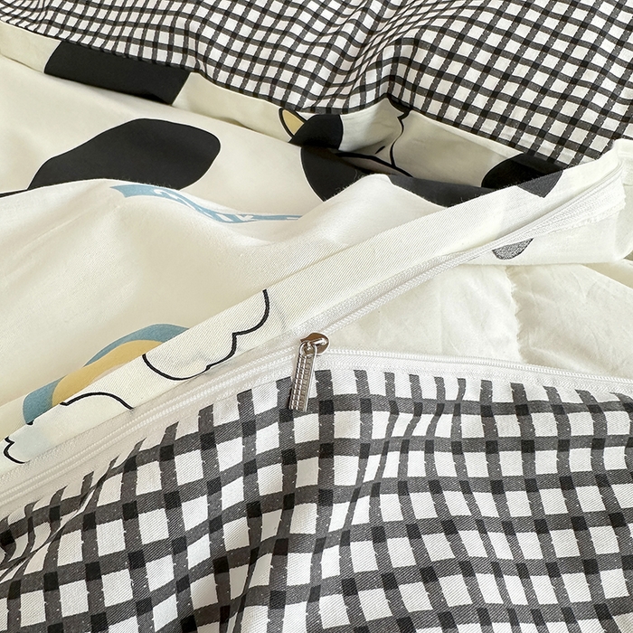 91家纺网 家纺一手货源 找家纺 卡普二店 2024新款爆款加厚卡通小清新全棉纯棉学生宿舍三件套床笠隔天可拿 奶牛宝贝