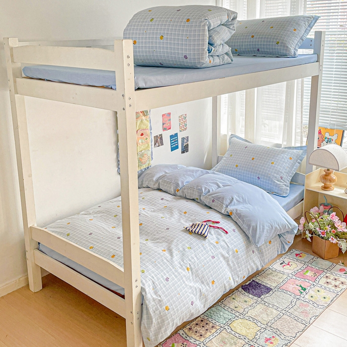 91家纺网 家纺一手货源 找家纺 卡普 2025新款爆款加厚卡通小清新全棉纯棉学生宿舍三件套床笠隔天可拿小橘柑