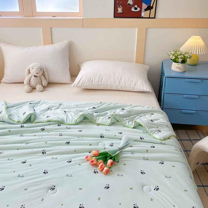 91家纺网 家纺一手货源 找家纺 龙图家纺 2025新款A类母婴针织棉夏被印花卡通凉感丝夏凉被空调被 小熊猫