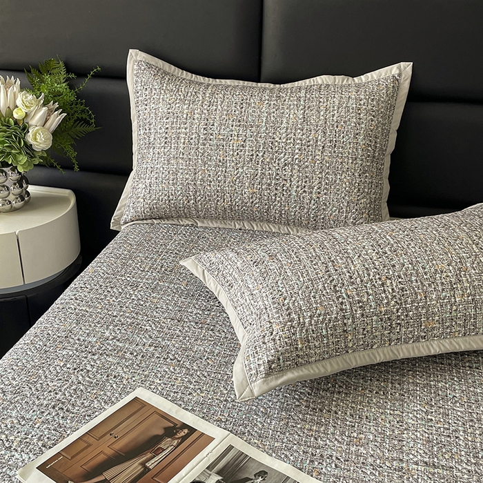 91家纺网 家纺一手货源 找家纺 大渔生活 2025新款磨毛夹棉床盖 御典灰