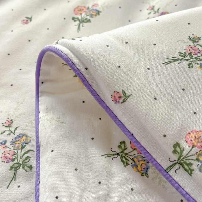 91家纺网 家纺一手货源 找家纺 龙图家纺 2025新款A类母婴针织棉夏被印花卡通凉感丝夏凉被空调被 花千朵