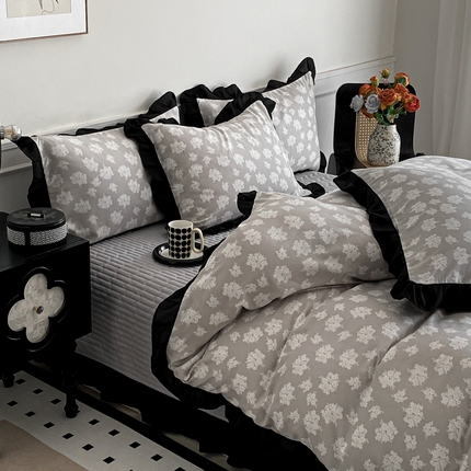 91家纺网 家纺一手货源 找家纺 （总）乐沐家纺 2025新款法式花边夹棉床盖四件套